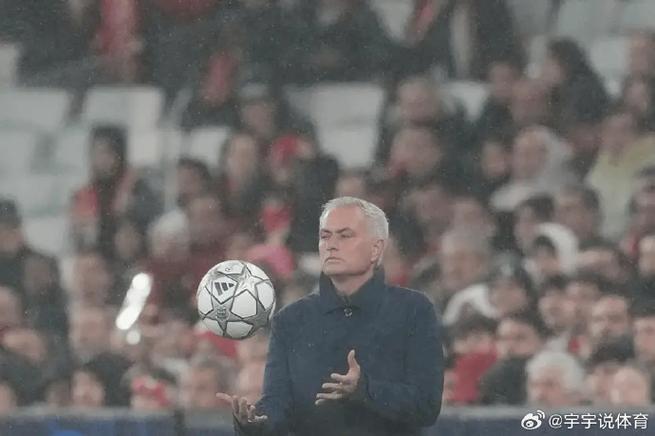 记者：皇马需要穆里尼奥；球迷不会原谅懈怠消极的球队