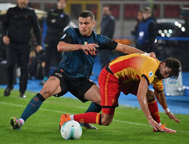 孔蒂：若你看下那不勒斯伤病，我们无法兼顾联赛和欧冠赛事