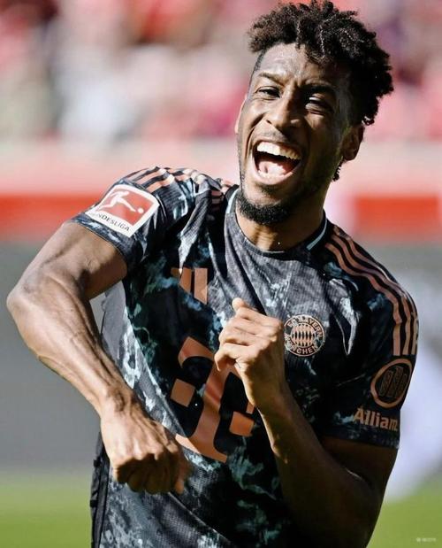 科曼造点，随后亲自主罚命中！利雅得胜利三球领先！