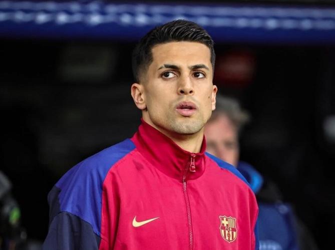 每体：巴萨认可坎塞洛表现&望其留队，目标6月自由身签下他